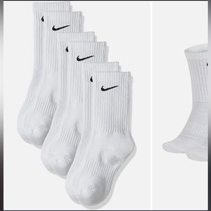 Nike crew socks